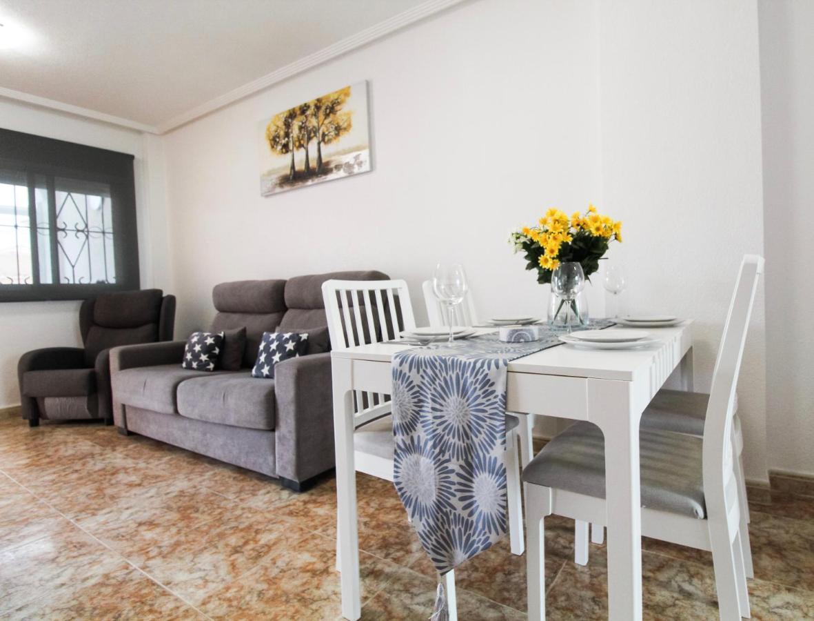 New Apartment In Torrevieja , Punta Prima Orihuela Costa With Pool Οριουέλα Εξωτερικό φωτογραφία