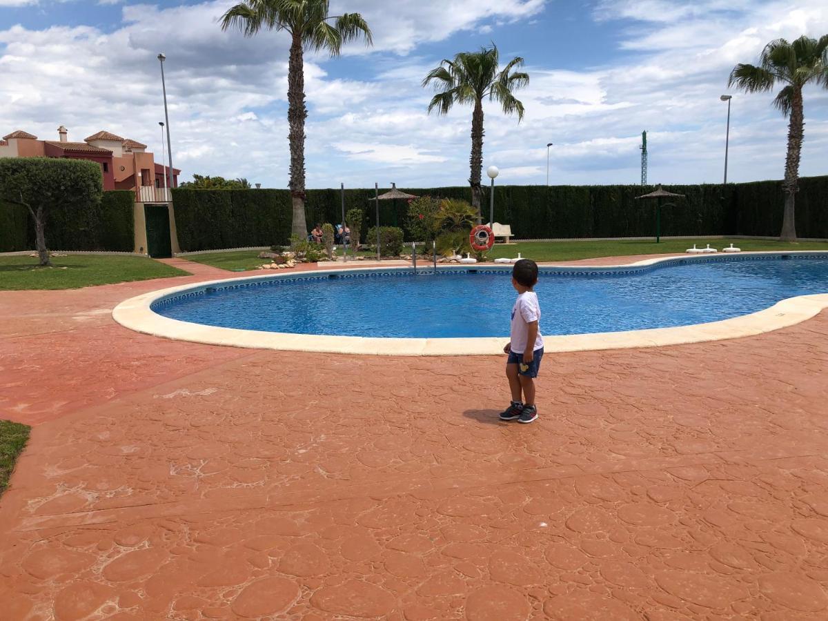 New Apartment In Torrevieja , Punta Prima Orihuela Costa With Pool Οριουέλα Εξωτερικό φωτογραφία
