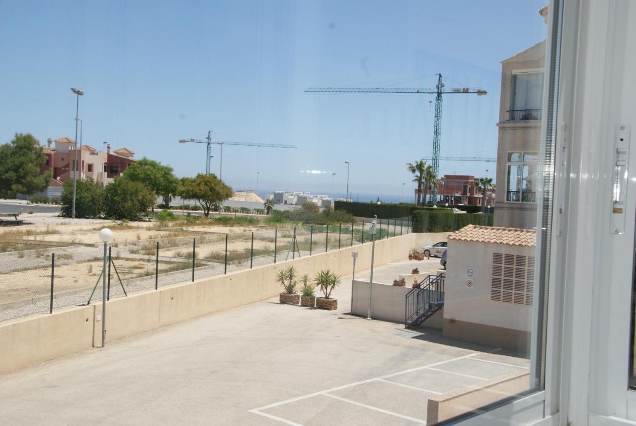 New Apartment In Torrevieja , Punta Prima Orihuela Costa With Pool Οριουέλα Εξωτερικό φωτογραφία
