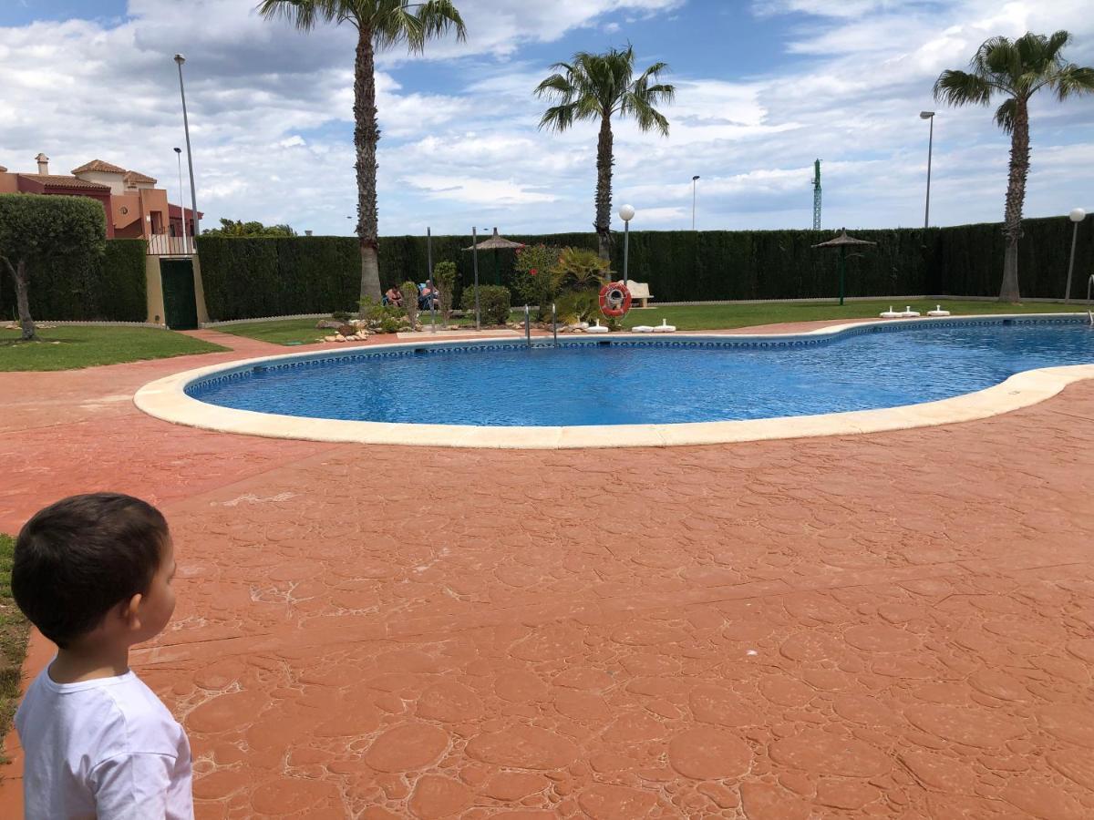 New Apartment In Torrevieja , Punta Prima Orihuela Costa With Pool Οριουέλα Εξωτερικό φωτογραφία