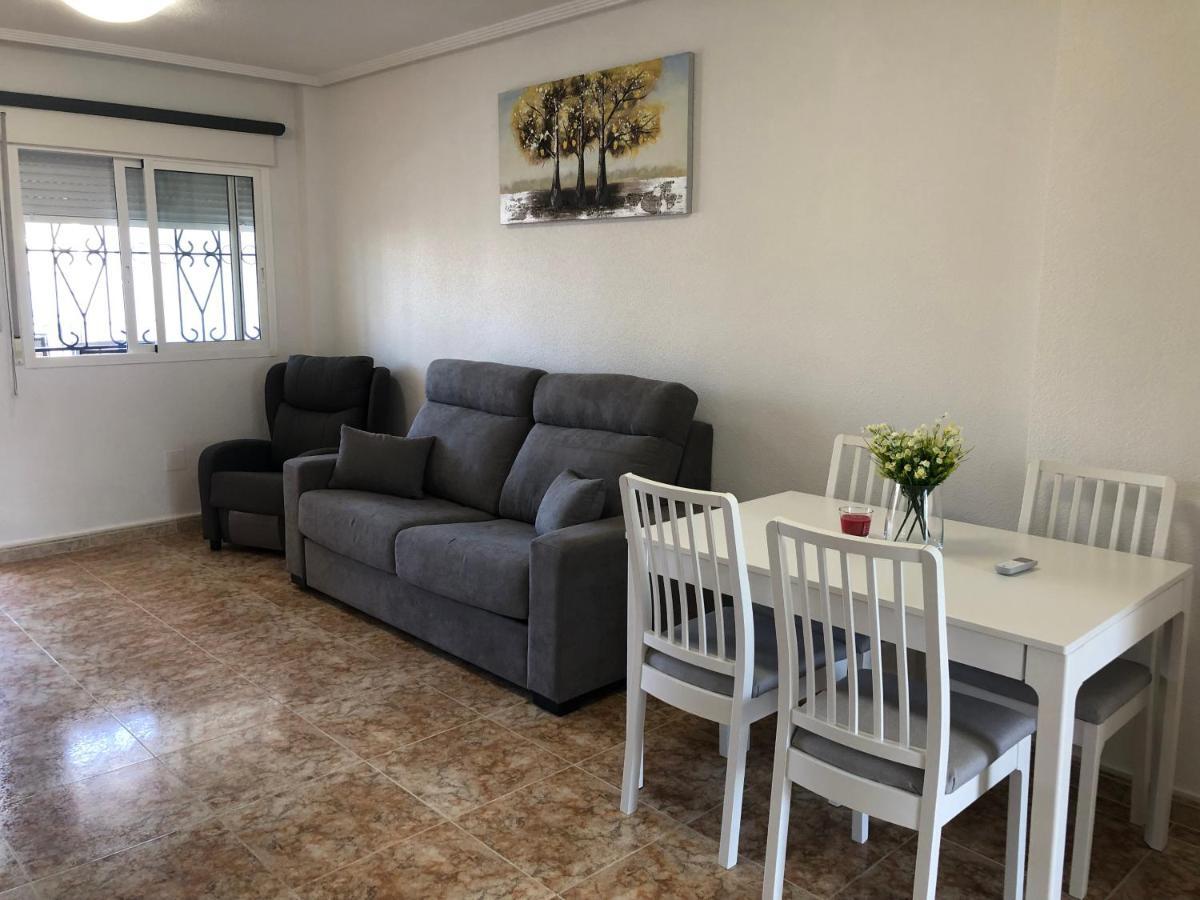 New Apartment In Torrevieja , Punta Prima Orihuela Costa With Pool Οριουέλα Εξωτερικό φωτογραφία